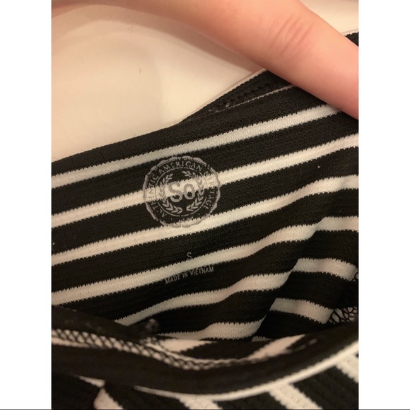 SO brand striped backless mini dress - Picture 2 of 3